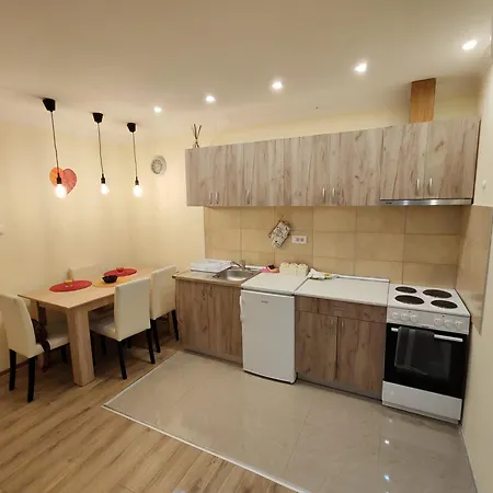 Apartament Ravana Sky *
