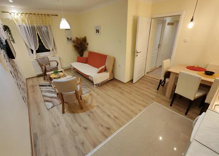 Ravana Sky شقة إيفانييتسا